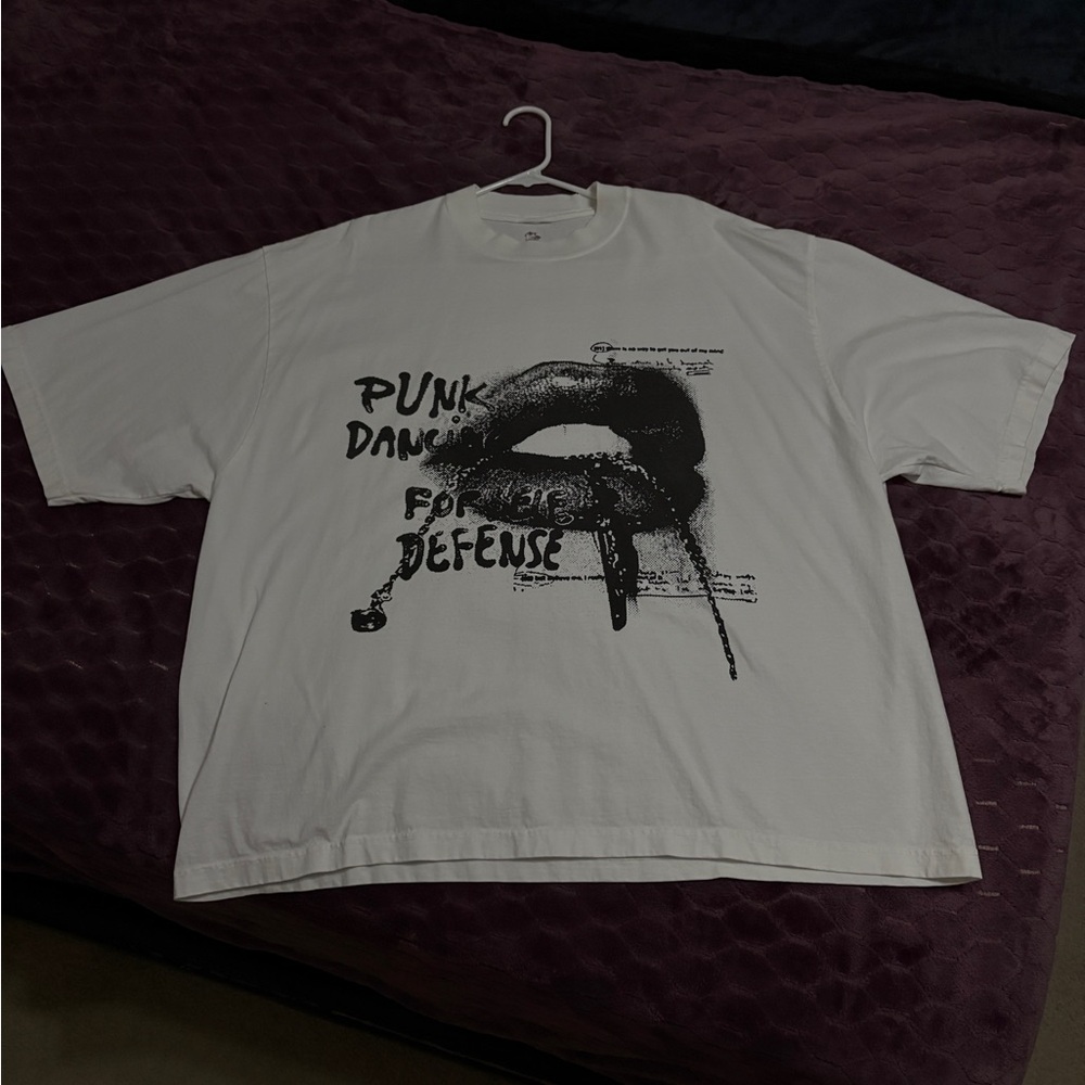 Worksofmadness Punk Lips Drop Shoulder Tee - image 1